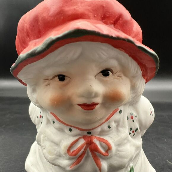 Vintage Santa & Mrs Claus Warming Bums Salt & Pepper Shaker Set Taiwan 3.5” - Picture 9 of 10